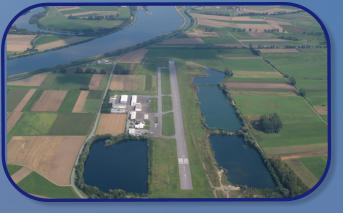 Flugplatz Straubing Anflug auf die 10